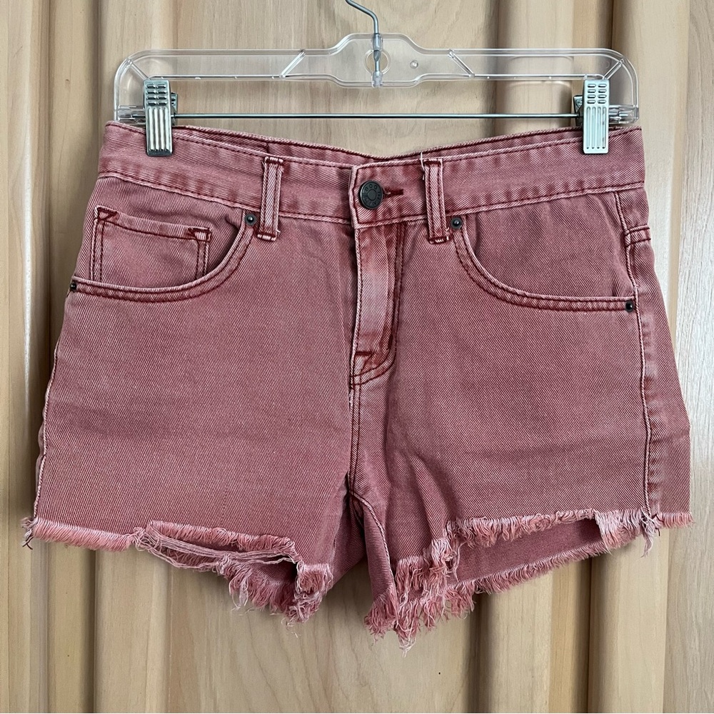 BDG Urban outfitters pink/faded red shorts w/ frayed hem waist 25” 100% cotton